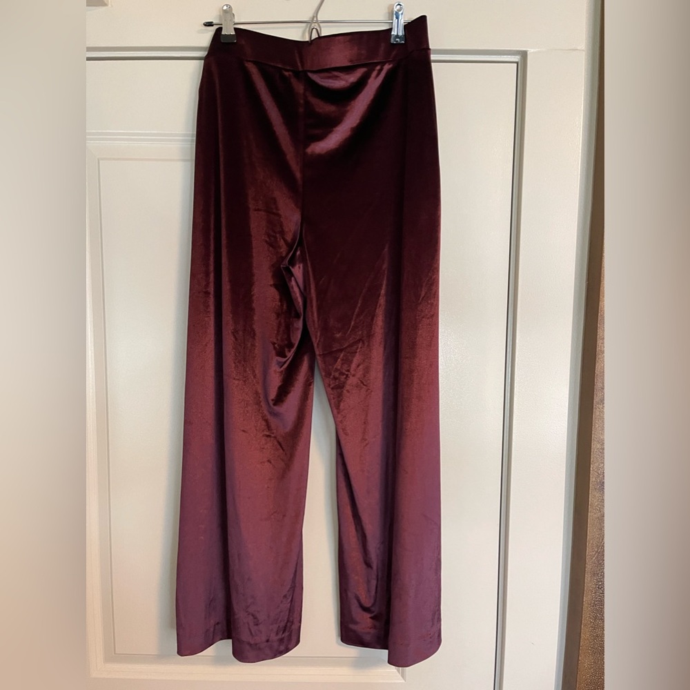 The Wide Leg velour size M